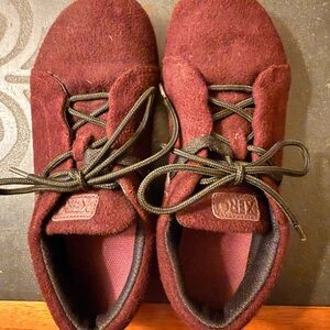 Xero Women's Athletic Shoes - Deep Burgundy